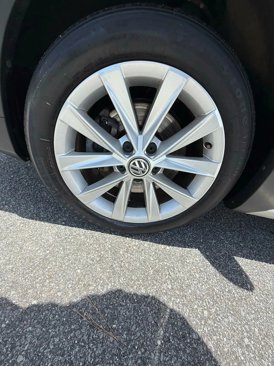 Used 2017 Volkswagen Golf Alltrack S image 19