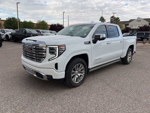 Used 2022 GMC Sierra 1500 Denali image 1