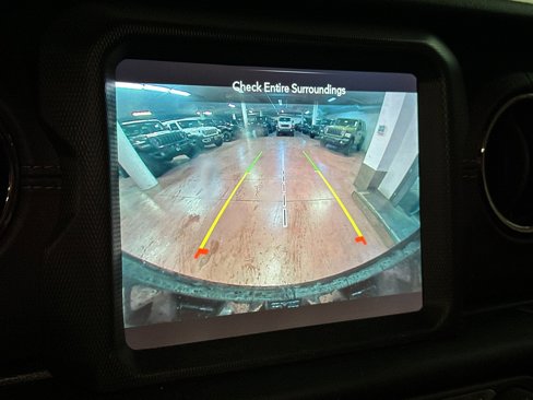 Certified 2021 Jeep Wrangler Unlimited Sahara image 19