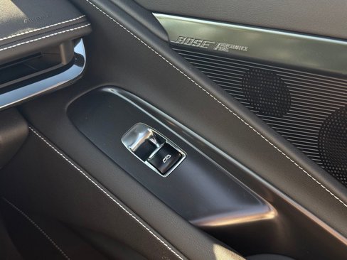Used 2025 Chevrolet Corvette E-Ray w/ Stealth Interior Trim Package image 53