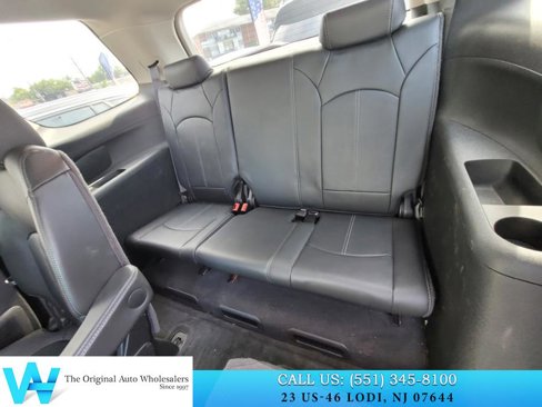 Used 2014 GMC Acadia SLT image 16