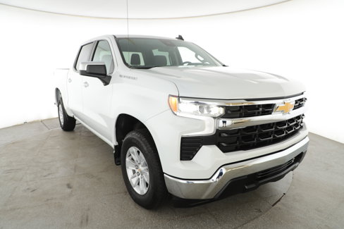 Used 2025 Chevrolet Silverado 1500 LT image 3