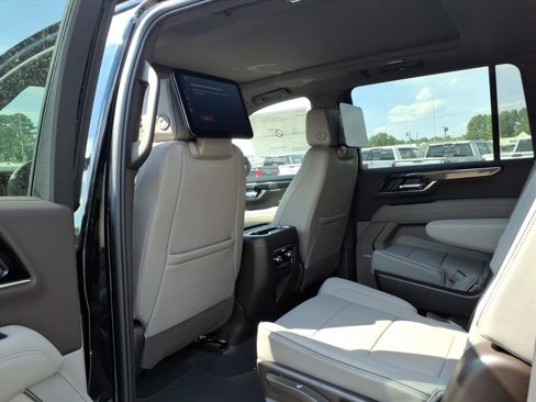 New 2026 GMC Yukon XL Elevation w/ Elevation Premium Package image 23