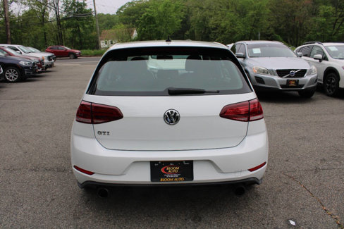 Used 2018 Volkswagen GTI S image 9