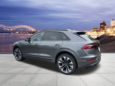 New 2025 Audi Q8 Premium image 5