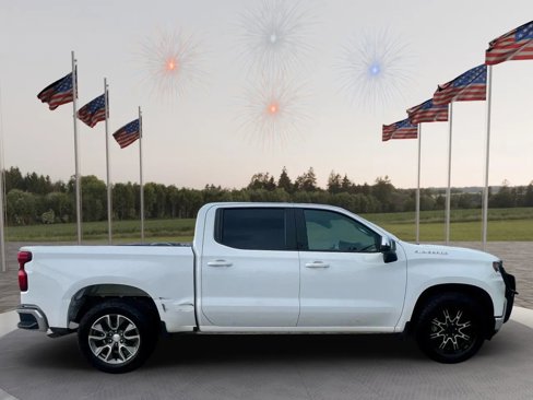 Used 2022 Chevrolet Silverado 1500 LT w/ Safety Package image 8
