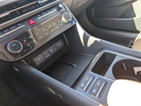 New 2025 Hyundai Sonata Limited image 14