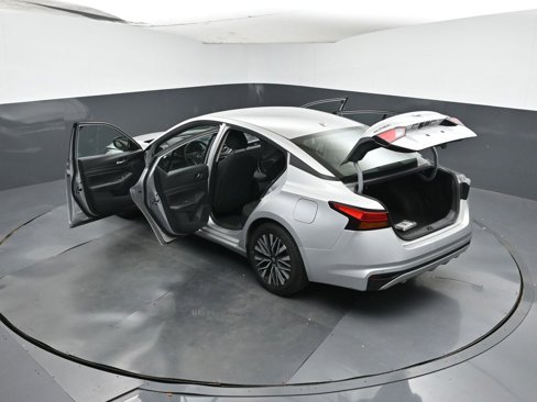Used 2024 Nissan Altima 2.5 SV image 26