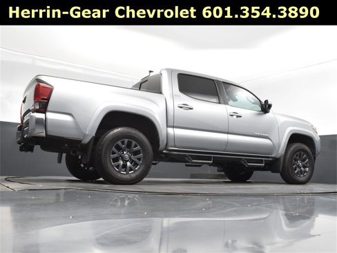 Used 2023 Toyota Tacoma SR5 image 43