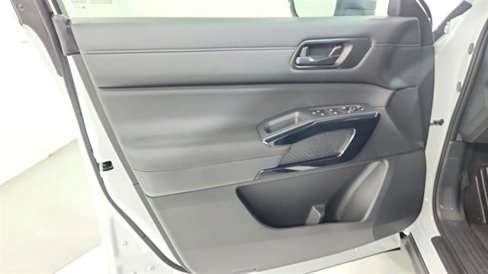 New 2025 Nissan Pathfinder SV w/ Cargo Package image 19