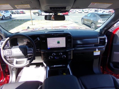 New 2025 Ford F250 Lariat w/ Chrome Package image 12