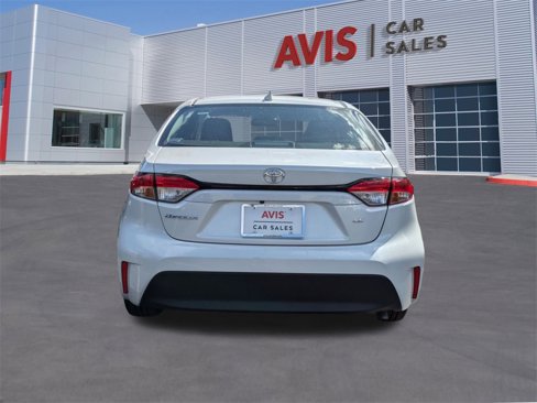 Used 2024 Toyota Corolla LE image 7