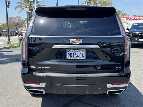 Certified 2025 Cadillac Escalade ESV Premium Luxury image 5
