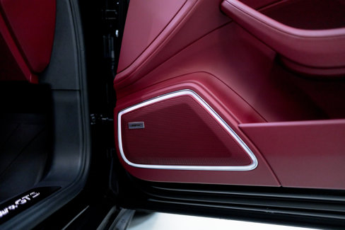 Used 2023 Porsche Panamera GTS image 48