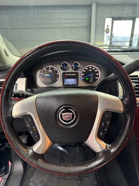 Used 2014 Cadillac Escalade ESV Premium image 17