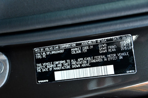 Used 2024 Volvo S60 B5 Plus image 32