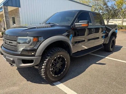 Used 2014 Ford F150 Raptor w/ Equipment Group 801A Luxury image 3