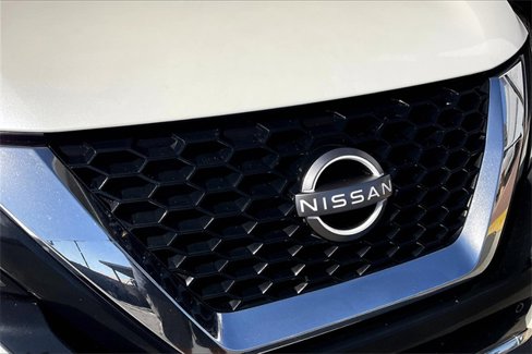 Used 2023 Nissan Murano SV image 30