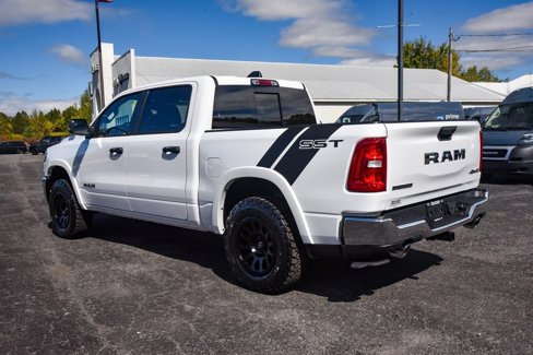 New 2026 RAM 1500 4x4 Crew Cab image 5