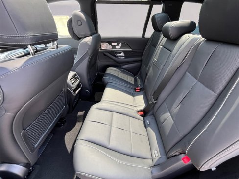 New 2025 Mercedes-Benz GLS 580 4MATIC image 8