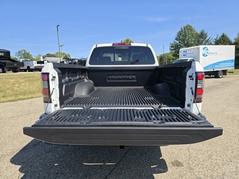 New 2026 Nissan Frontier S image 9