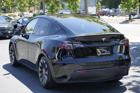 Used 2022 Tesla Model Y Performance image 10