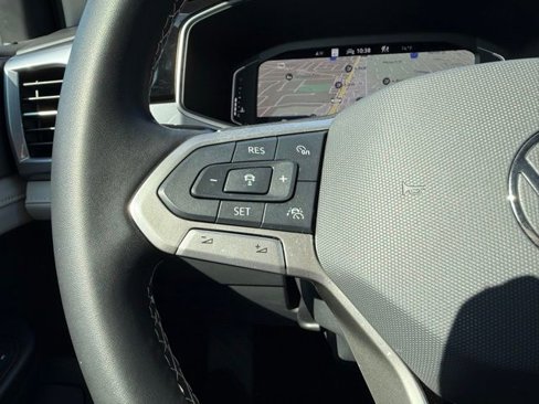 Certified 2025 Volkswagen Taos SEL image 13