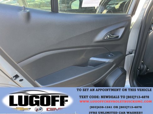 New 2025 Chevrolet Trax RS w/ Driver Confidence Package image 10