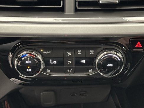 New 2025 Chevrolet Trax LT w/ Driver Confidence Package image 25