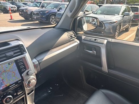 Used 2022 Toyota 4Runner TRD Sport image 30