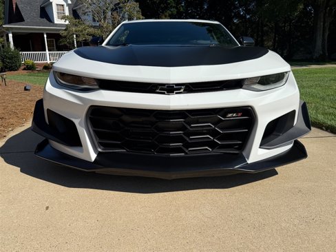 Used 2018 Chevrolet Camaro ZL1 image 10