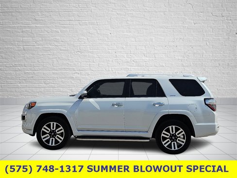 Used 2024 Toyota 4Runner Limited image 2