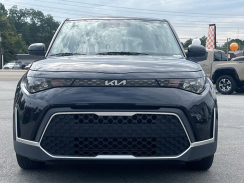 Used 2024 Kia Soul LX image 2