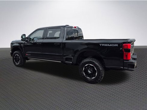 New 2026 Ford F250 Platinum w/ Tremor Off-Road Package image 5