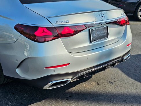 New 2026 Mercedes-Benz E 350 4MATIC Sedan image 13