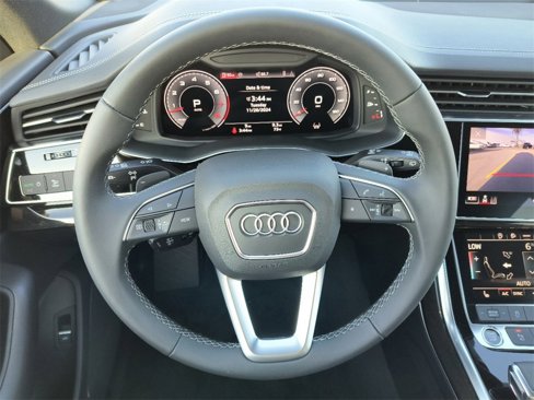 New 2025 Audi Q8 Premium image 7