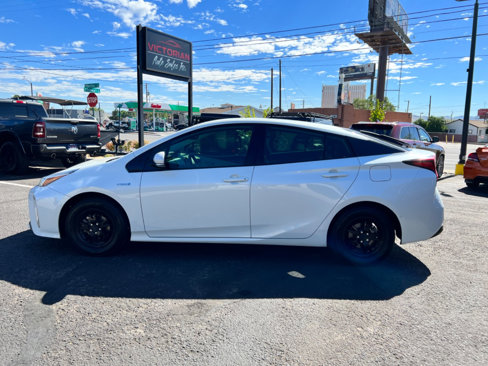 Used 2019 Toyota Prius AWD image 10