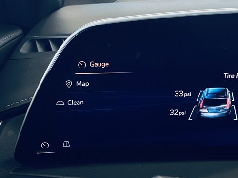 Used 2024 Cadillac XT4 Premium Luxury image 58