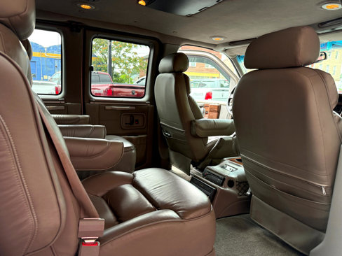 Used 2004 Chevrolet Express 1500 w/ LS Preferred Equipment Group image 34