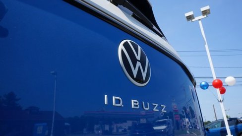 New 2025 Volkswagen ID. Buzz 1st Edition image 4