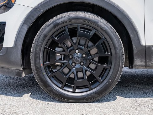 Used 2021 Kia Telluride SX w/ Nightfall Edition Package image 38