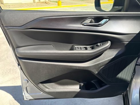 New 2025 Jeep Grand Cherokee Laredo X image 10