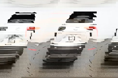 Used 2024 Chevrolet Blazer EV LT image 5