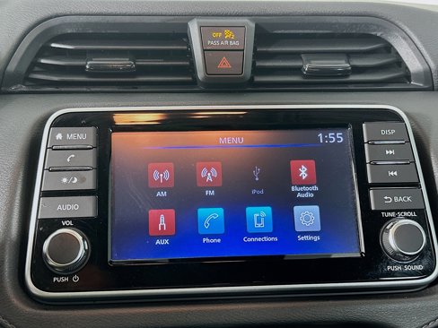 Used 2025 Nissan Versa S w/ Trunk Package image 19