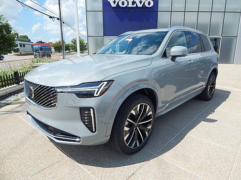 New 2026 Volvo XC90 B6 Ultra image 3