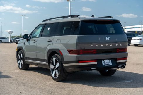 Used 2024 Hyundai Santa Fe Limited image 5