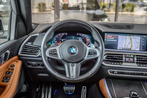 Used 2022 BMW X5 xDrive40i w/ M Sport Package image 29