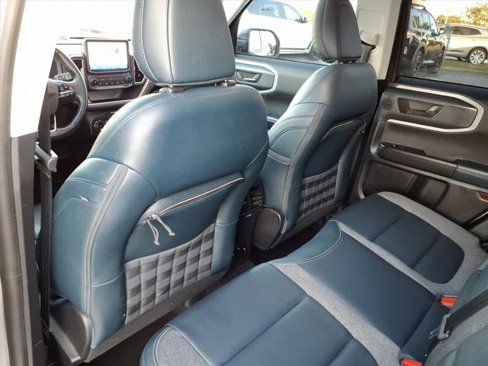 Used 2022 Ford Bronco Sport Outer Banks w/ Tech Package image 16
