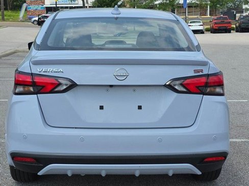 New 2025 Nissan Versa SR w/ Trunk Package image 23