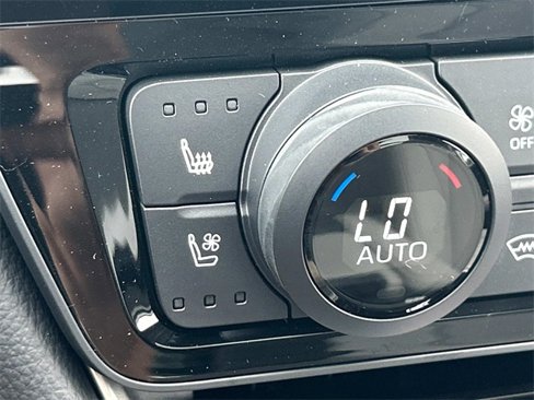 Used 2025 Toyota Grand Highlander FWD image 29
